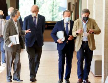 Los miembros del Consejo llegan al Parlamento